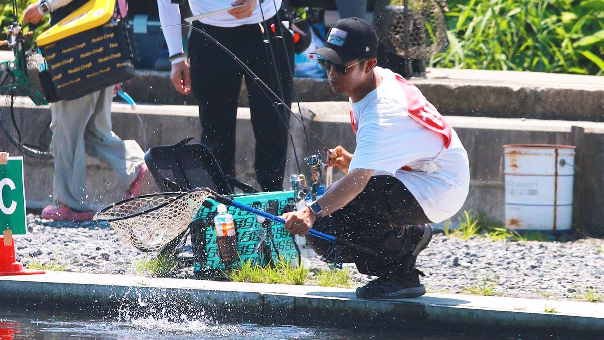 鈴木巧馬　スズキタクマ