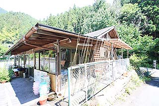 神川町矢納フィッシングパーク管理棟（トイレあり）写真