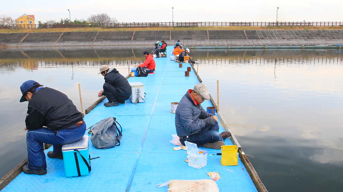 鳴沢湖